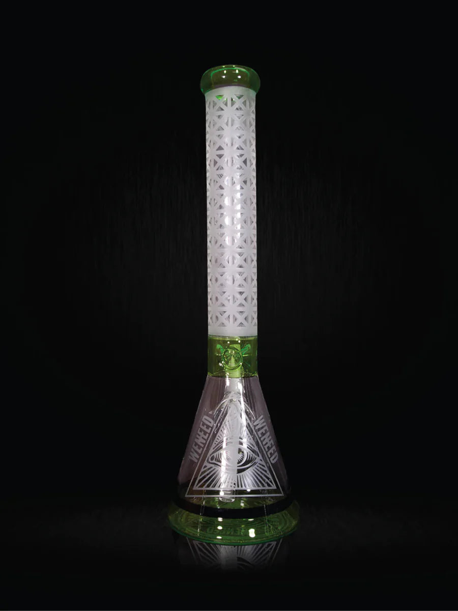 18" Illuminati Tower Beaker (7mm) simple WENEED Bongs Canada
