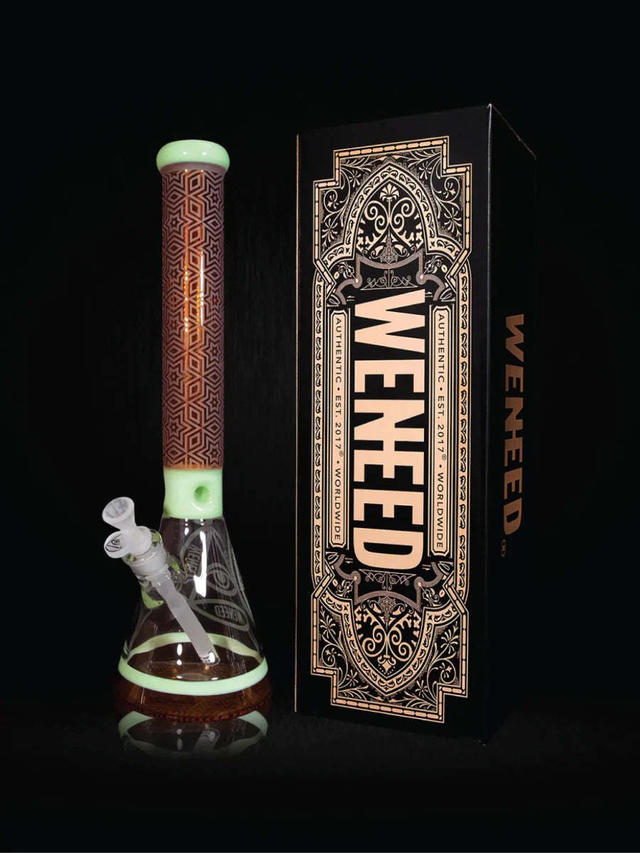 18" Star Party Beaker (7mm) simple WENEED Bongs Canada