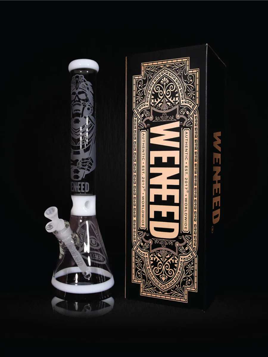 18" Undead Warrior Beaker (7mm) simple WENEED Bongs Canada